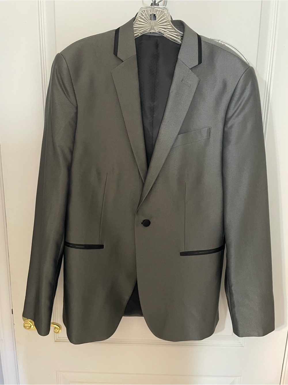 jf j.ferrar Gray Single-Button Tuxedo Blazer with Black Trim